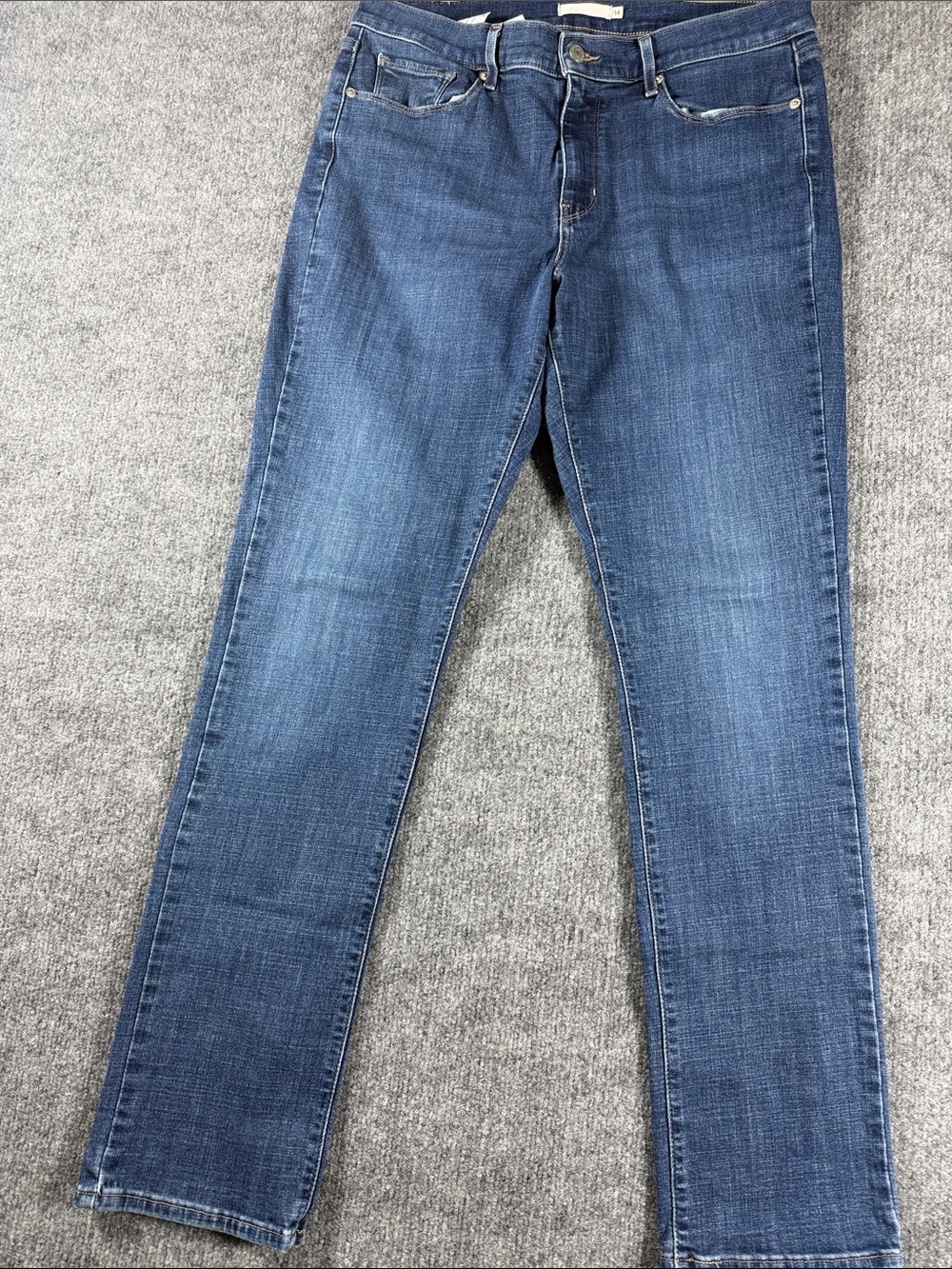Levis Classic Straight Leg Stretch Jeans Women’s Mid Rise Blue Denim